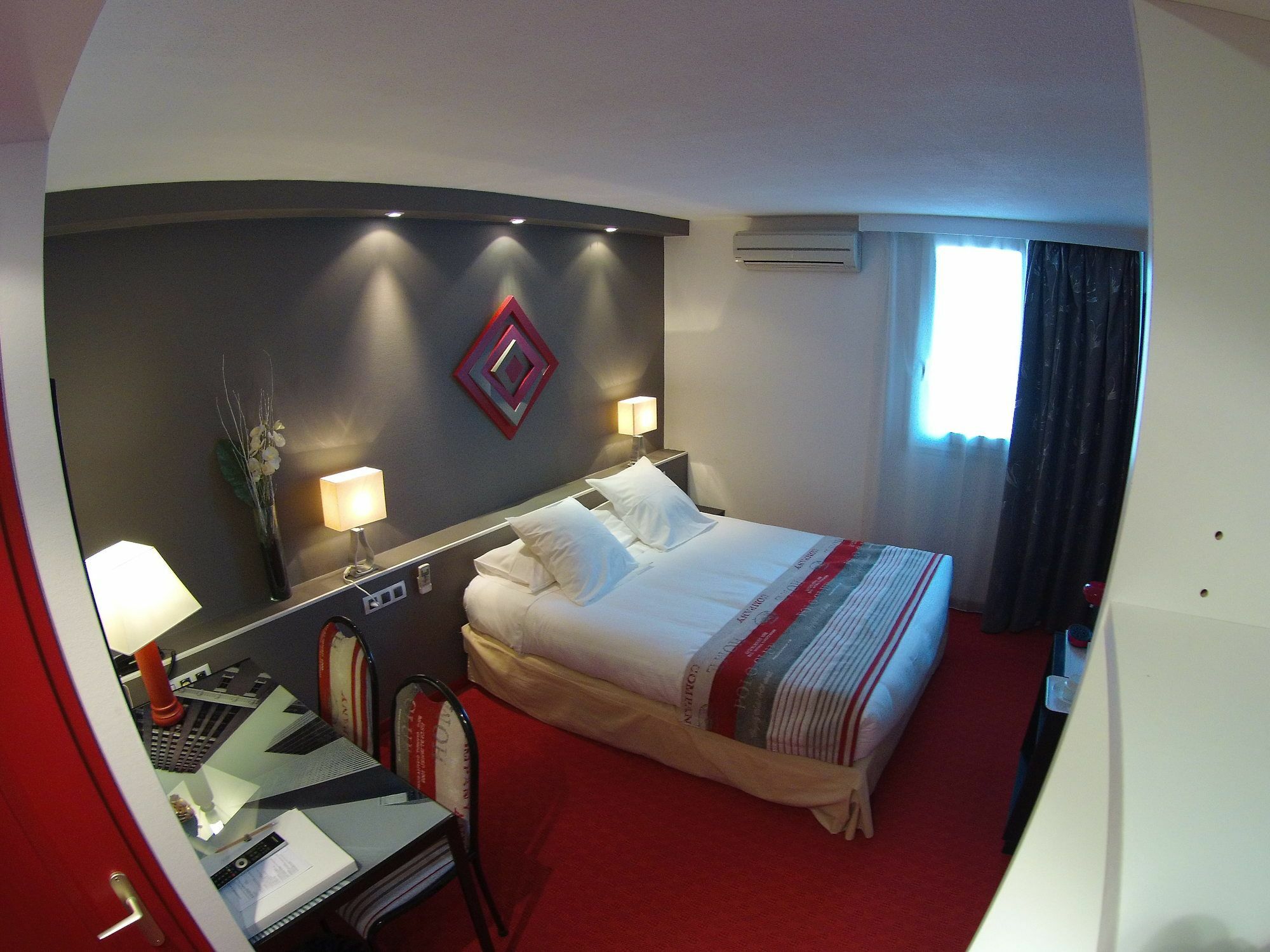 Hotel L'Initial Tuluza Zewnętrze zdjęcie